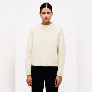 ZARA | chunky knit cream boxy crewneck sweater